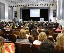 Cerca de 250 conselheiros de assistência social e representantes municipais da política de assistência social do Estado, participam, nesta segunda e terça-feira (10 e 11.04), da reunião ampliada do Conselho Estadual de Assistência Social do Paraná (Ceas/PR), que acontece no auditório da Universidade Estadual de Ponta Grossa (UEPG). - Foto: Aliocha Mauricio/SEDS