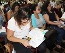 Cerca de 250 conselheiros de assistência social e representantes municipais da política de assistência social do Estado, participam, nesta segunda e terça-feira (10 e 11.04), da reunião ampliada do Conselho Estadual de Assistência Social do Paraná (Ceas/PR), que acontece no auditório da Universidade Estadual de Ponta Grossa (UEPG). - Foto: Aliocha Mauricio/SEDS