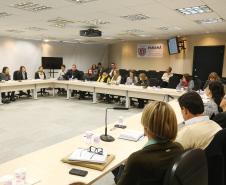 Secretária da Família e Desenvolvimento Social, Fernanda Richa, participa da reunião com chefes de escritórios regionais da SEDS - Foto: Rogério Machado/SECS