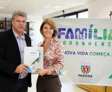 A Secretaria da Família e Desenvolvimento Social Fernanda Richa assina convênios com os municípios de  Amaporã, Barbosa Ferraz, Campina da Lagoa, Campo Bonito, Cerro Azul, Cruz Machado, Mandirituba, Mangueirinha, Prudentópolis, Santa Cecília do Pavão, São Jerônimo da Serra, São Pedro do Iguaçu, Teixeira Soares, Tomazina, Turvo e Wenceslau Braz