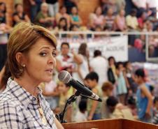 Secretária da Familia e Desenvolvimento Social, Fernanda Richa percorre municípios da Região Norte co Paraná com a campanha Espalhe Calor e inaugura dois Centros de Referencia de Assistencia Social. Foto:Rogério Machado/SEDS