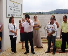 O escritório regional da Secretaria da Família e Desenvolvimento Social de Campo Mourão participou da inauguração do Centro de Referência de Assistência Social (Cras) ?Casa das Famílias? em Corumbataí do Sul, na região Centro Oeste do Estado.Foto:ER Campo Mourão/SEDS