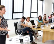 A secretária da Familia e Desenvolvimento Social, Fernanda Richa, se reúne com os chefes dos Escritórios Regionais.Foto:Rogério Machado/SEDS