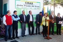 A Secretaria da Família e Desenvolvimento Social participou da inauguração do novo Centro de Referência de Assistência Social (Cras) de Terra Boa, no Noroeste do Estado, na última terça-feira (31). O Cras João Paulo da Cruz recebeu um investimento de R$ 132 mil liberados pelo Governo do Estado do Fundo Estadual de Assistência Social (Feas), por deliberação do Conselho Estadual de Assistência Social (Ceas).Foto:Rogério Machado/SEDS