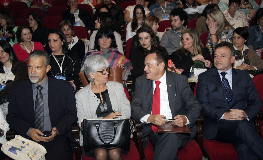 Secretaria do Trabalho e Desenvolvimento Social e o Conselho Estadual da Assistência Social realizam a abertura da XI Conferência Estadual de Assistência Social. Secretario da Justica, Leonildo de Souza Grota e Secretária Nacional de Assistência Social, Ieda Castro.Foto:Rogerio Machado/SECS