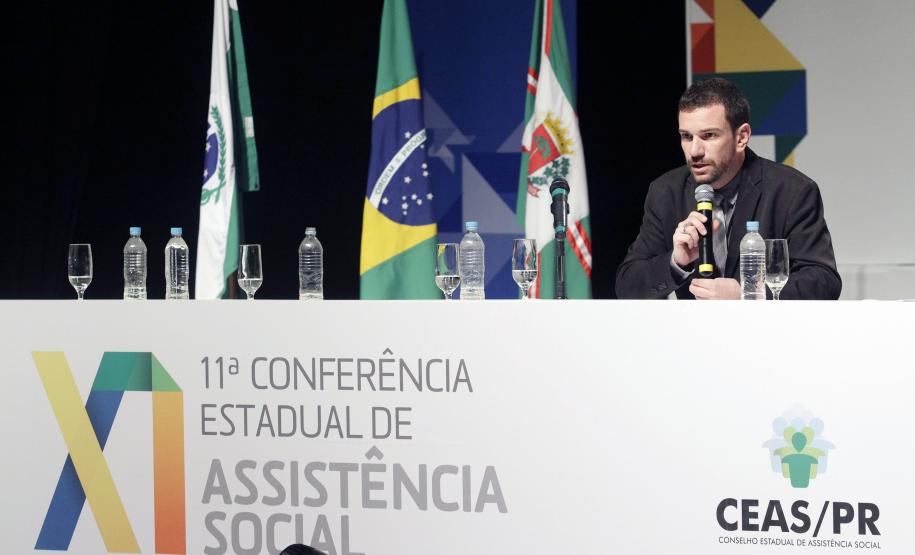 Secretaria do Trabalho e Desenvolvimento Social e o Conselho Estadual da Assistência Social realizam a abertura da XI Conferência Estadual de Assistência Social.Unidade Tecnica de Garantias de Direitos e Cidadania da SEDS Leandro MellerFoto:Rogerio Machado/SECS