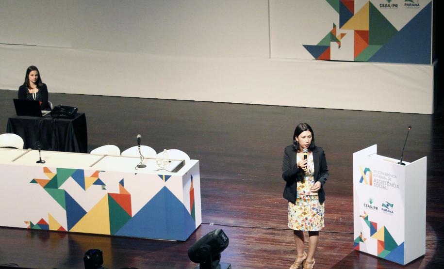 XI Conferência Estadual de Assistência Social do Paraná, palestra com a Luciana Pavowski.Foto: Jefferson Oliveira
