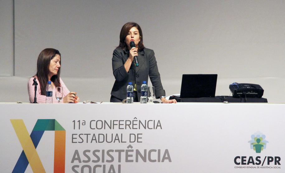 XI Conferência Estadual de Assistência Social do Paraná palestra com a Leticia Raymundo.Foto: Jefferson Oliveira