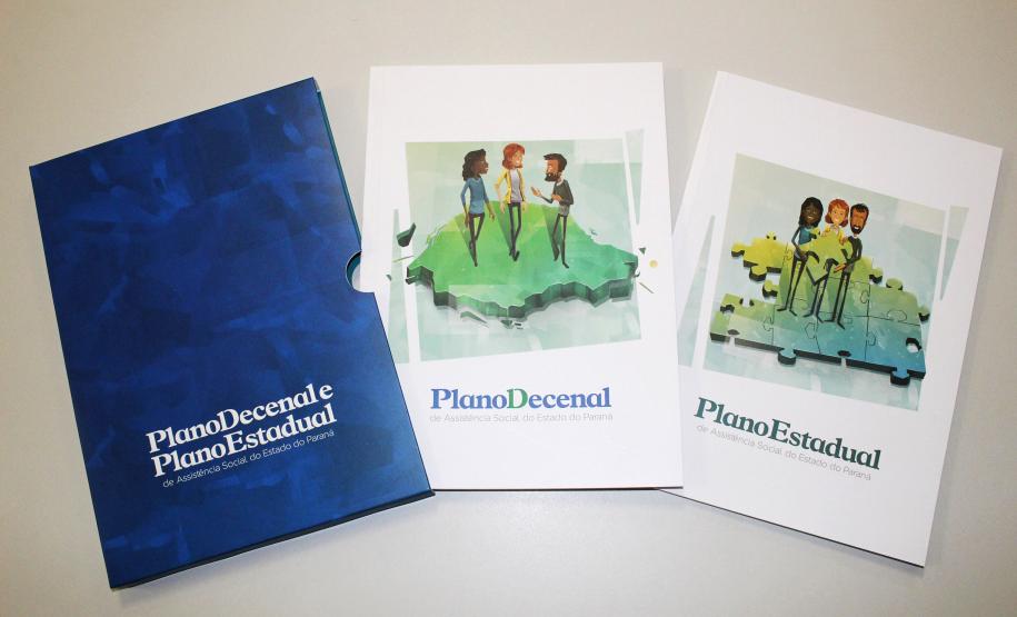 Secretária da Família e Desenvolvimento Social, Fernanda Richa, apresenta Plano Decenal - Foto: Rogério Machado/SECS