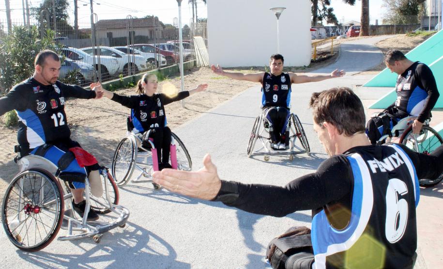 Cerca de 60 mil pessoas podem perder benefício social no Paraná - Foto: Aliocha Maurício