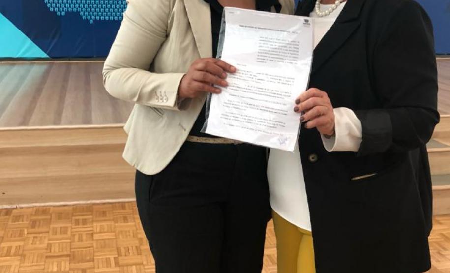 Mais 271 municípios do Paraná receberam recursos do Governo do Estado para a assistência social e garantia de direitos de crianças e adolescentes, pessoas com deficiência e famílias em situação de vulnerabilidade e risco social. Os convênios, que somam R$ 61 milhões, foram formalizados pela governadora Cida Borghetti nesta segunda-feira (3), em solenidade com prefeitos e gestores municipais, no Palácio Iguaçu, em Curitiba. - Curitiba, 03/12/2018 - Foto: Divulgação / SEDS