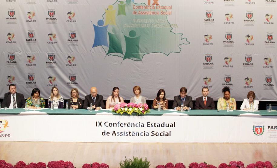 Secretária da Familia e Desenvolvimento Social e presidente da Provopar Fernanda Richa, participa da abertura da IX Conferência Estadual de Assistência Social.Foto:Rogério Machado/SEDS