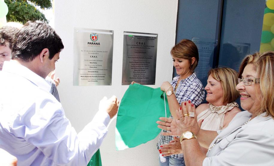 Secretária da Familia e Desenvolvimento Social, Fernanda Richa percorre municípios da Região Norte co Paraná com a campanha Espalhe Calor e inaugura dois Centros de Referencia de Assistencia Social. Foto:Rogério Machado/SEDS