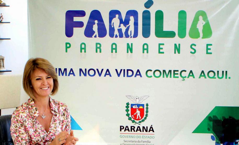 A Secretaria da Família e Desenvolvimento Social Fernanda Richa assina convênios com os municípios de  Amaporã, Barbosa Ferraz, Campina da Lagoa, Campo Bonito, Cerro Azul, Cruz Machado, Mandirituba, Mangueirinha, Prudentópolis, Santa Cecília do Pavão, São Jerônimo da Serra, São Pedro do Iguaçu, Teixeira Soares, Tomazina, Turvo e Wenceslau Braz