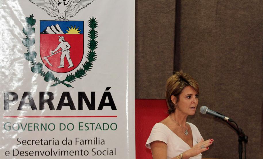 A secretária da Família e Desenvolvimento Social, Fernanda Richa, abriu nesta quarta-feira (07) o Seminário Capacitação de Combate ao Trabalho Infantil em Foz do Iguaçu