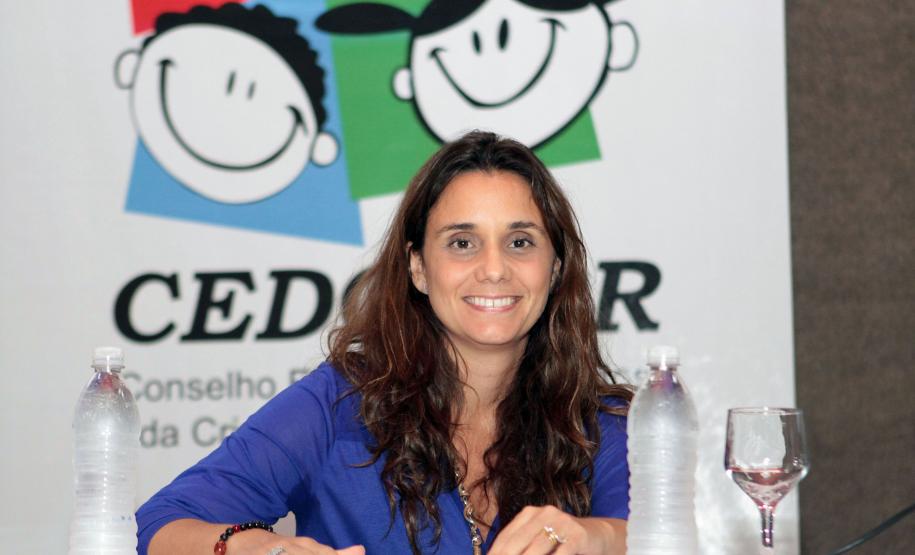 A secretária da Família e Desenvolvimento Social, Fernanda Richa, abriu nesta quarta-feira (07) o Seminário Capacitação de Combate ao Trabalho Infantil em Foz do Iguaçu