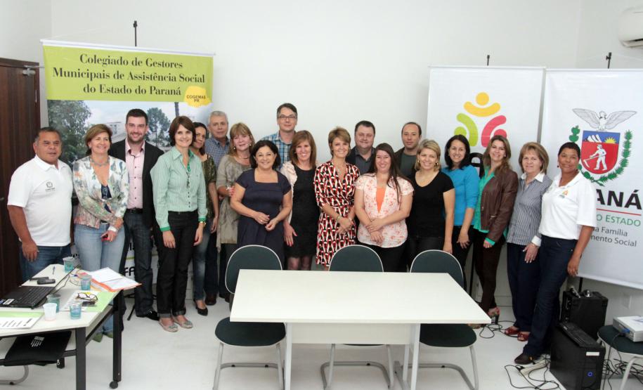 Secretária da Família e Desenvolvimento Social Fernanda Richa, participa com a presidente da FAS Marry Ducci da posse  do presidente do Cogemas o Sr José Roberto Zanchi.Foto:Rogério Machado/SEDS