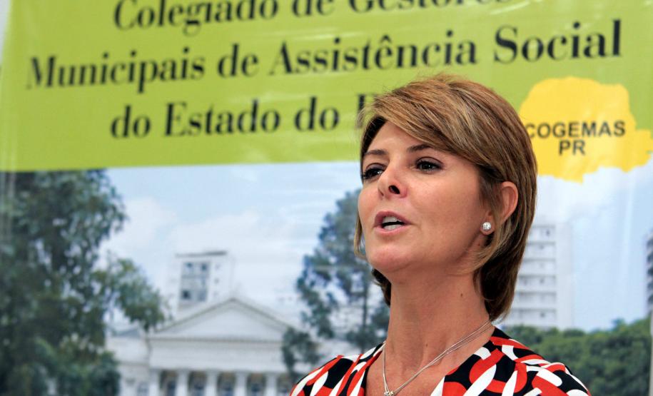 Secretária da Família e Desenvolvimento Social Fernanda Richa, participa com a presidente da FAS Marry Ducci da posse  do presidente do Cogemas o Sr José Roberto Zanchi.Foto:Rogério Machado/SEDS