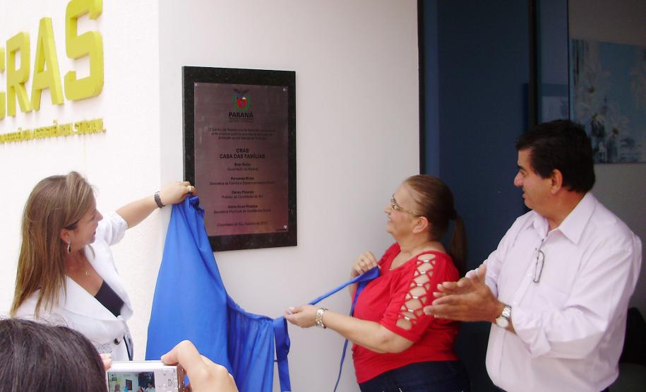 O escritório regional da Secretaria da Família e Desenvolvimento Social de Campo Mourão participou da inauguração do Centro de Referência de Assistência Social (Cras) ?Casa das Famílias? em Corumbataí do Sul, na região Centro Oeste do Estado.Foto:ER Campo Mourão/SEDS