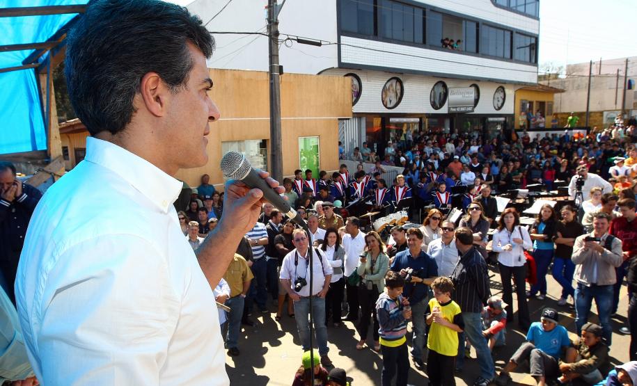 INÁCIO MARTINS - Governador Beto Richa inaugura o Centro de Referência de Assistência Social (CRAS) e anuncia investimentos para o município. Ínacio Martins/Pr, 22.08.2013 - Foto Jonas Oliveira/AENPr