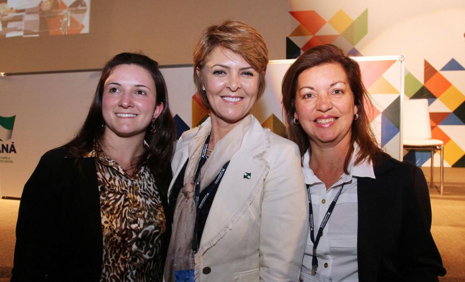 Secretária estadual da Família e Desenvolvimento Social, Fernanda Richa, partcipa da X Conferência Estadual de Assistência SocialFoto:Rogério Machado/SEDS