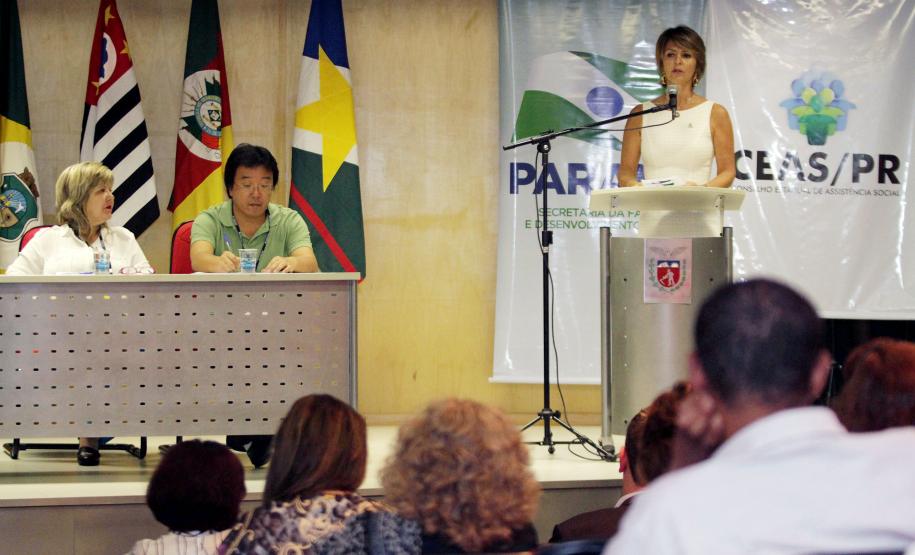 Secretária estadual da Família e Desenvolvimento Social, Fernanda Richa, participa da abertura da Reunião do Fórum Nacional dos Conselhos Estaduais de Assistência Social - FONACEAS.Foto:Rogério Machado/SEDS