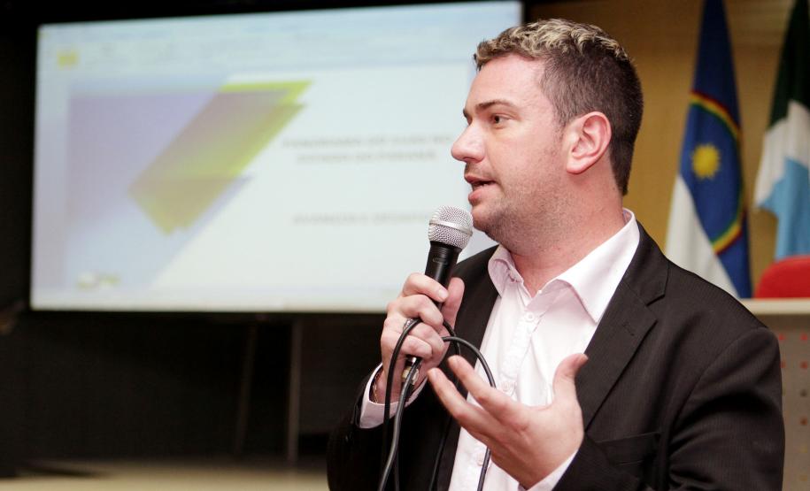 Secretária estadual da Família e Desenvolvimento Social, Fernanda Richa, participa da abertura da Reunião do Fórum Nacional dos Conselhos Estaduais de Assistência Social - FONACEAS. Assessor Técnico da SEDS Leandro Meller. Foto:Rogério Machado/SEDS