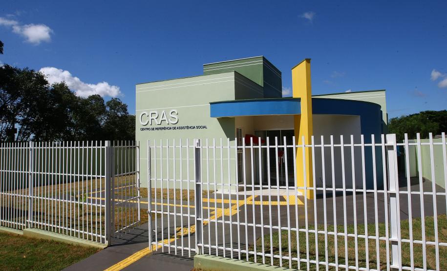 VERA CRUZ DO OESTE - Governador Beto Richa entrega o novo Centro de Referência e Assistência Social (CRAS). Vera Cruz do Oeste, 14.03.2014 - Foto Jonas Oliveira/ANPr